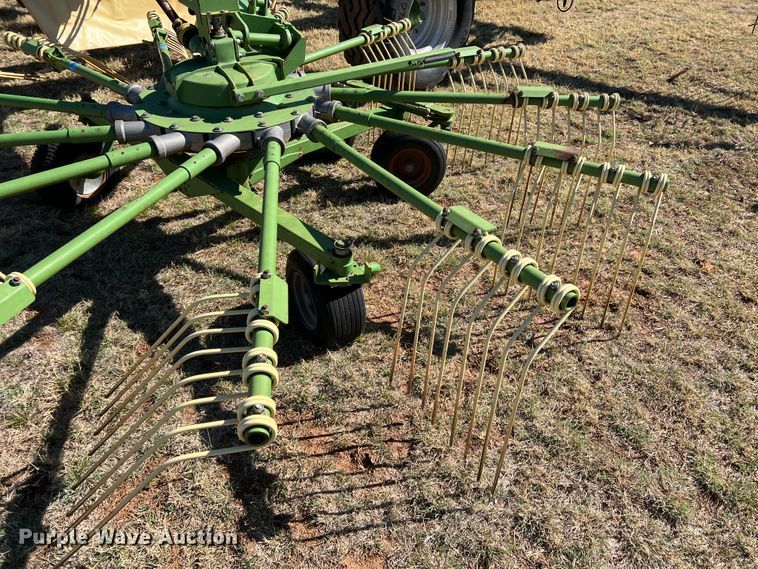 image for item DJ5061 2009 Krone Swadro 1400  rotary hay rake