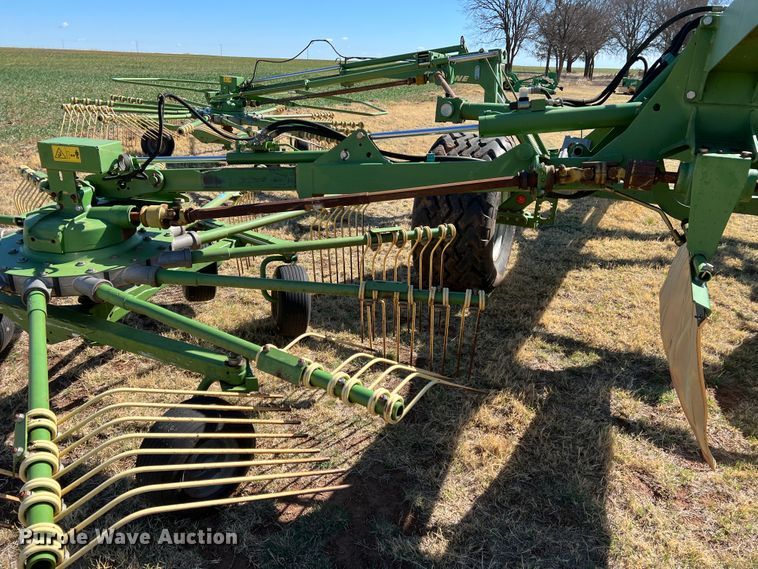 image for item DJ5061 2009 Krone Swadro 1400  rotary hay rake