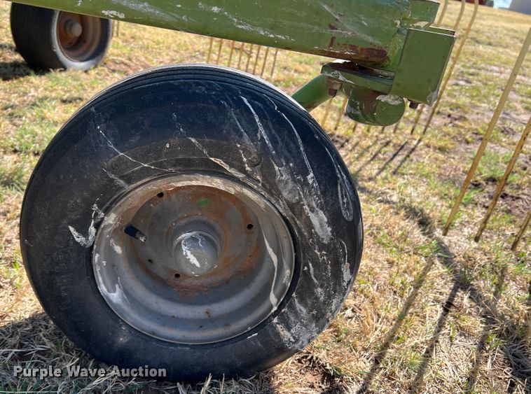 image for item DJ5061 2009 Krone Swadro 1400  rotary hay rake