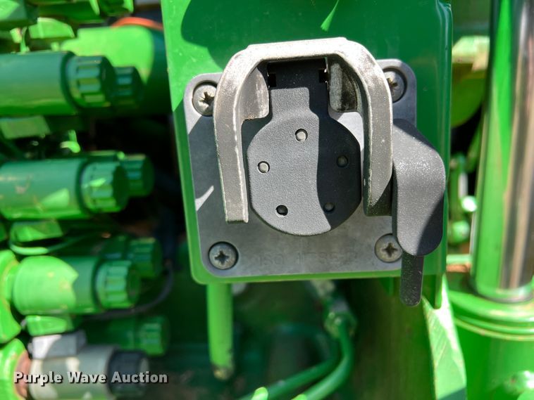 image for item DJ5062 2005 John Deere 8120  MFWD tractor