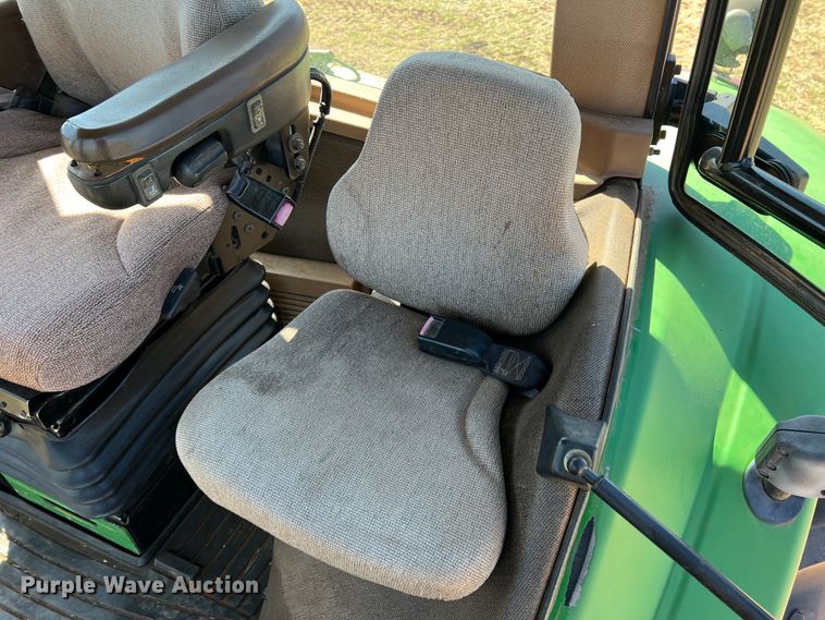 image for item DJ5062 2005 John Deere 8120  MFWD tractor