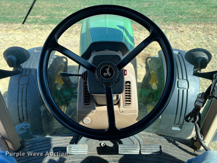 image for item DJ5062 2005 John Deere 8120  MFWD tractor