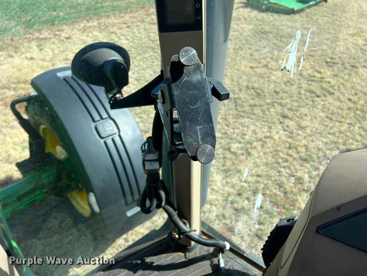 image for item DJ5062 2005 John Deere 8120  MFWD tractor