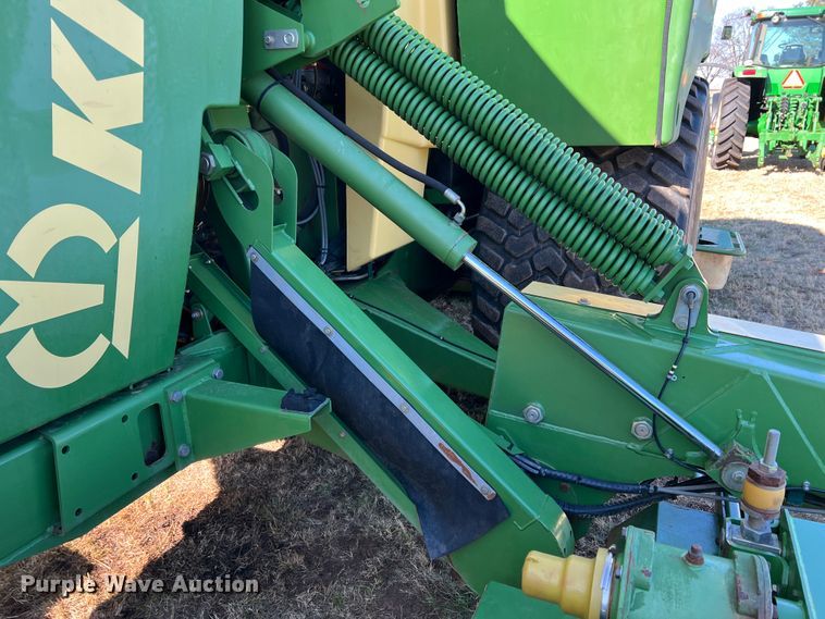 image for item DJ5064 2008 Krone Big M 400  windrower