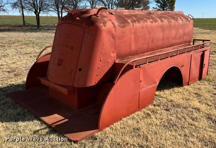 image for item DJ5066 Tank bed