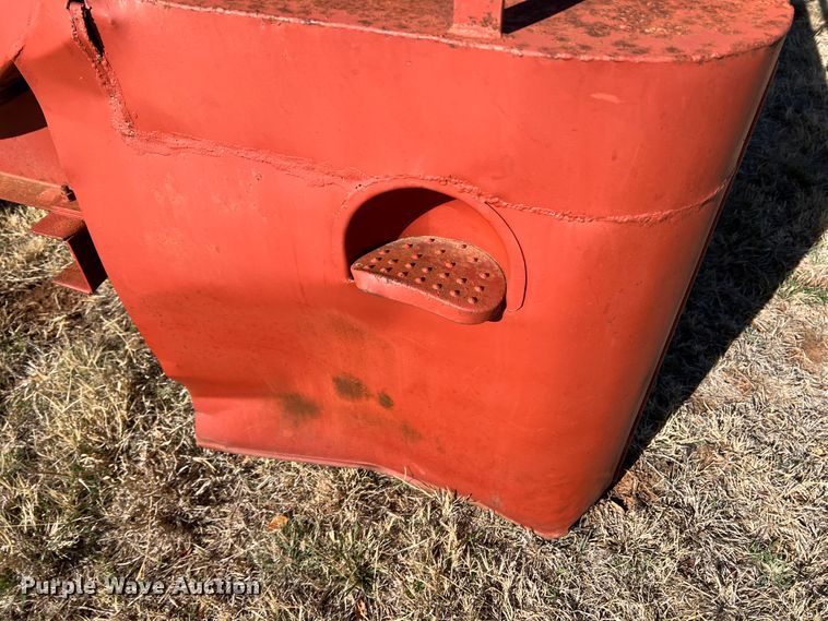 image for item DJ5066 Tank bed