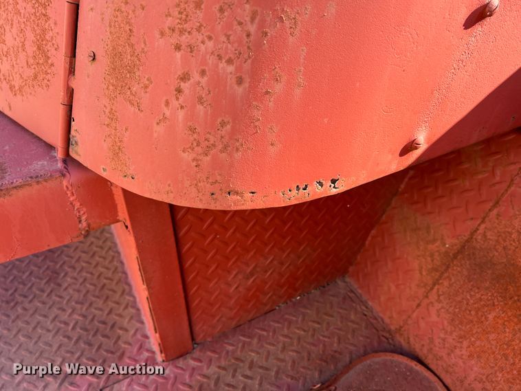 image for item DJ5066 Tank bed