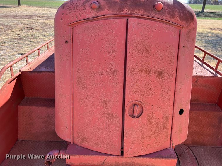 image for item DJ5066 Tank bed