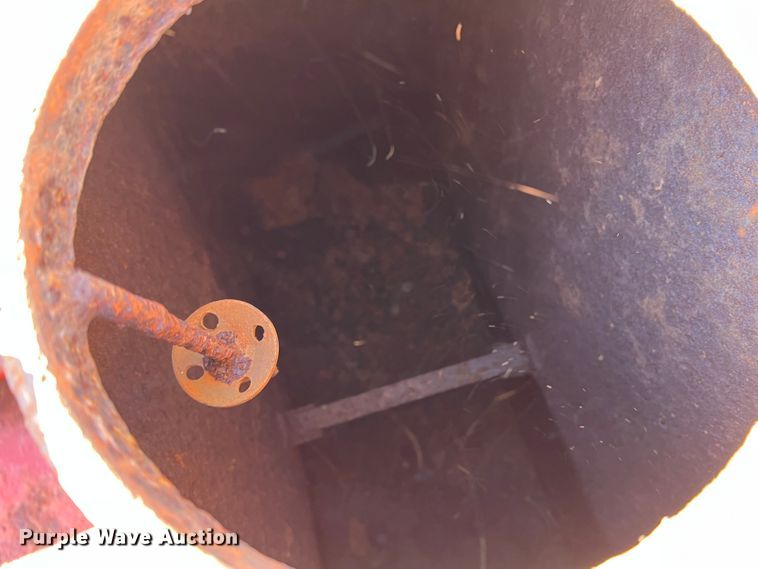 image for item DJ5066 Tank bed