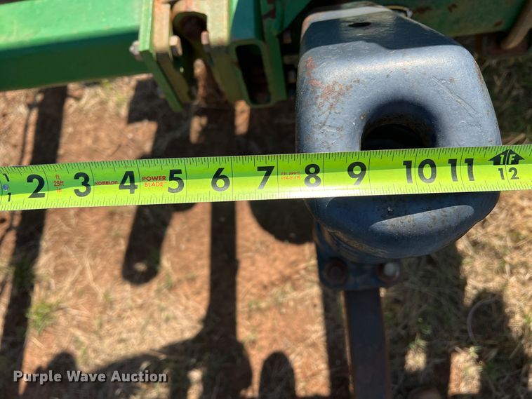 image for item DJ5067 2001 John Deere 2400  chisel