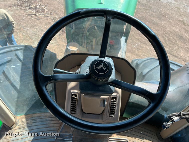 image for item DJ5069 2009 John Deere 9530  4WD tractor