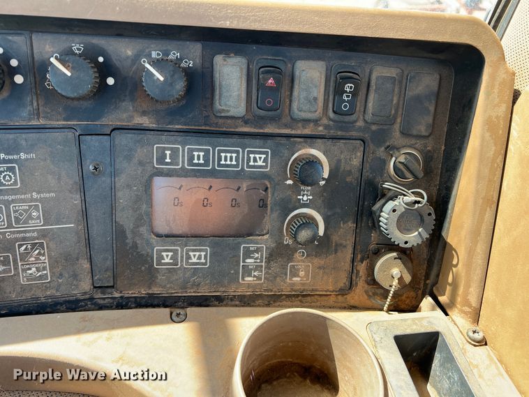 image for item DJ5069 2009 John Deere 9530  4WD tractor