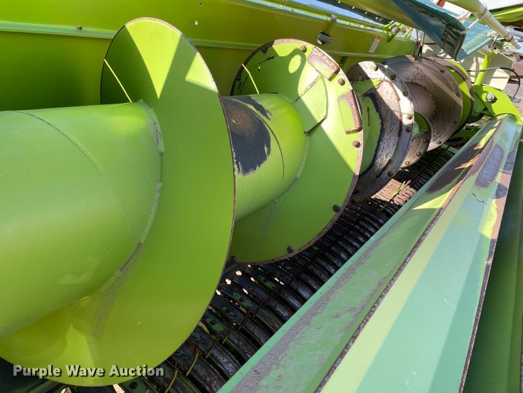 image for item DJ5072 2016 Claas 380  pickup head