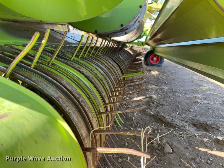 image for item DJ5072 2016 Claas 380  pickup head