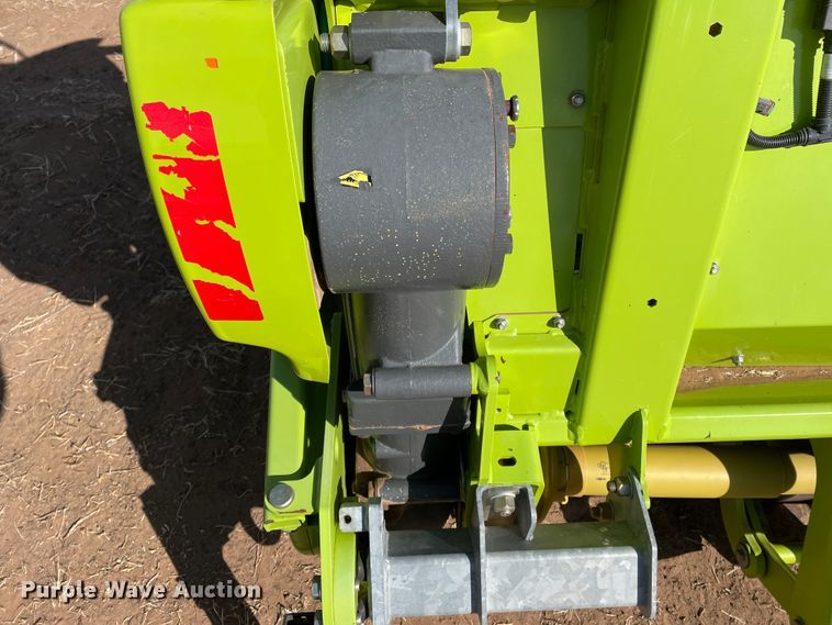 image for item DJ5072 2016 Claas 380  pickup head