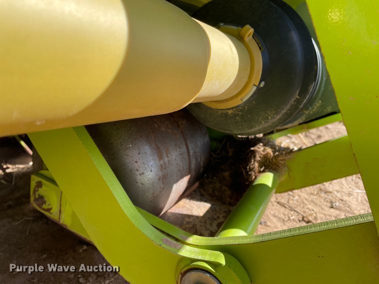 image for item DJ5072 2016 Claas 380  pickup head