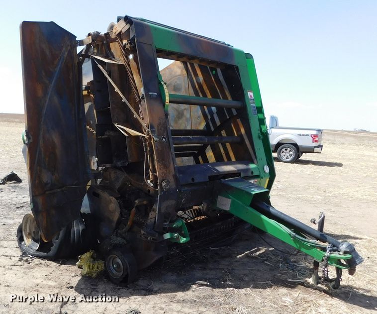 image for item DJ7641 2008 John Deere 568  round baler