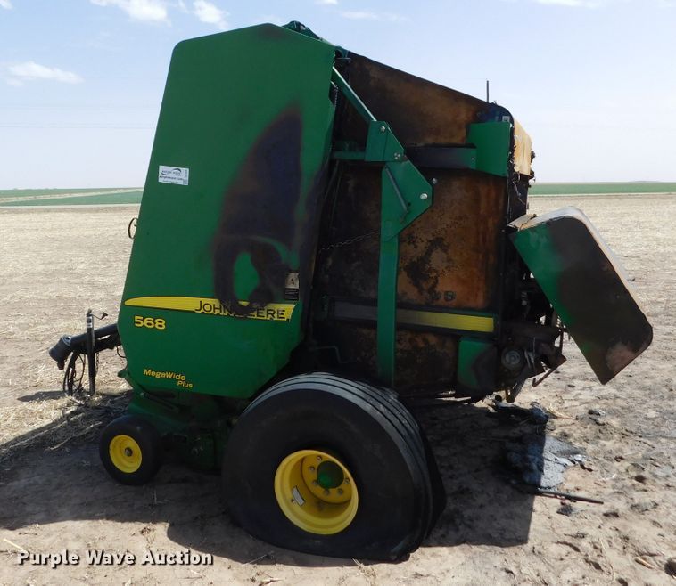 image for item DJ7641 2008 John Deere 568  round baler
