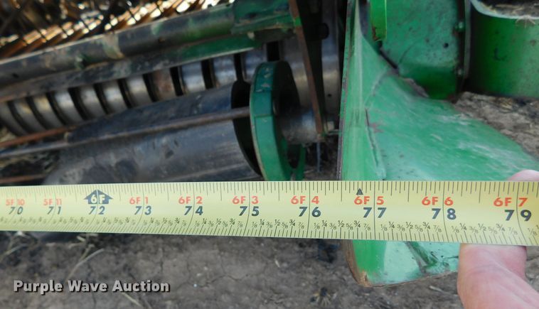 image for item DJ7641 2008 John Deere 568  round baler