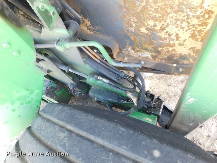 image for item DJ7641 2008 John Deere 568  round baler