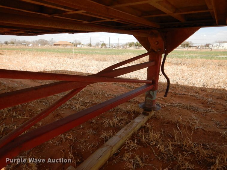 image for item DJ8938 1975 Bocats  silage trailer