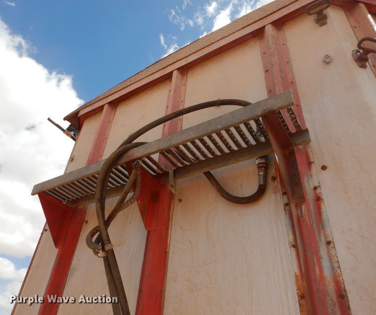 image for item DJ8938 1975 Bocats  silage trailer