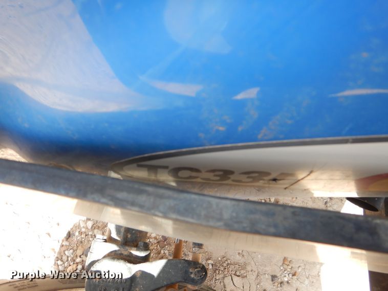 image for item DJ8940 New Holland TC33D  MFWD tractor