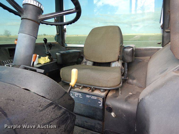 image for item DK0307 1979 John Deere 4240  tractor