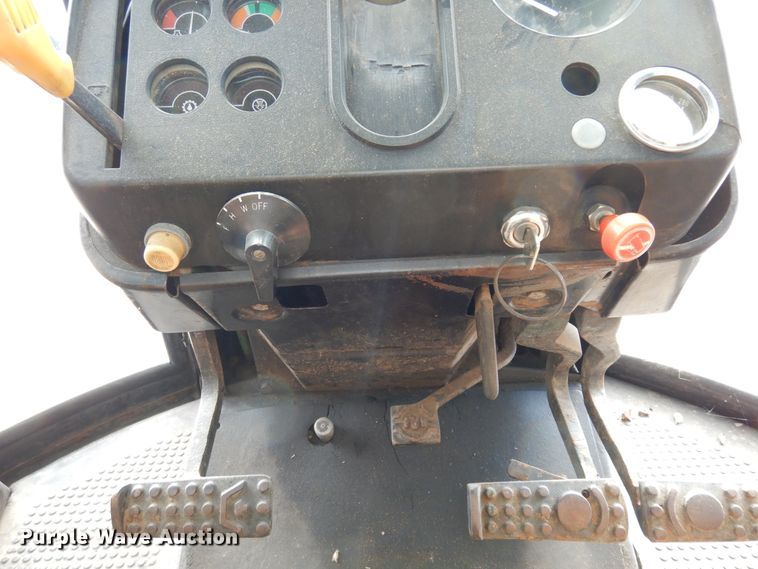 image for item DK0307 1979 John Deere 4240  tractor