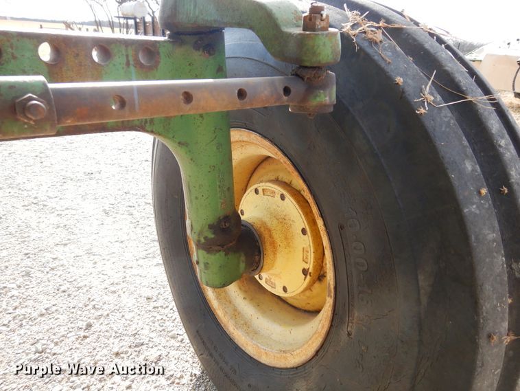 image for item DK0307 1979 John Deere 4240  tractor