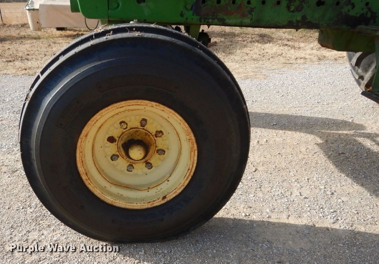 image for item DK0307 1979 John Deere 4240  tractor