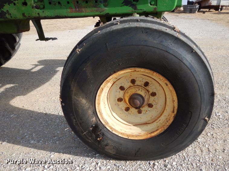 image for item DK0307 1979 John Deere 4240  tractor