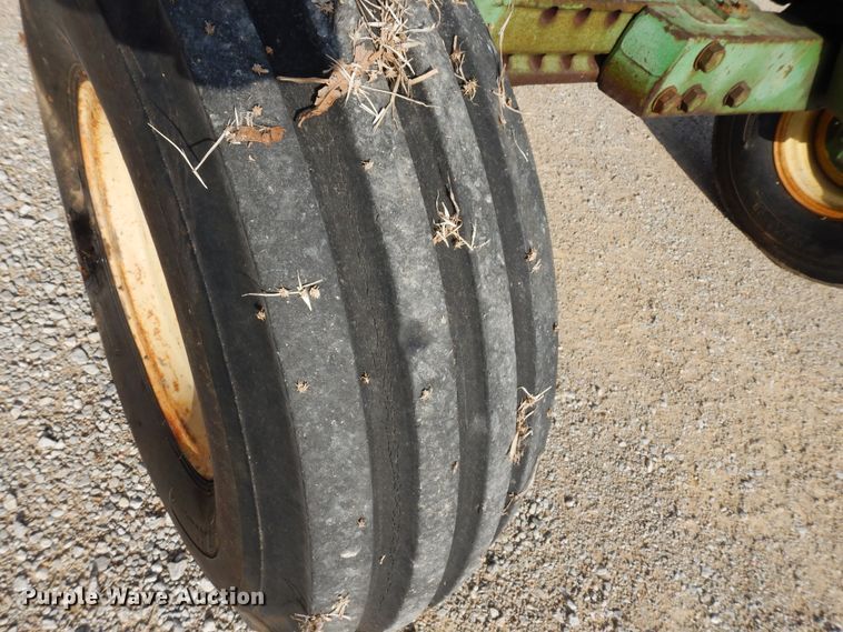 image for item DK0307 1979 John Deere 4240  tractor