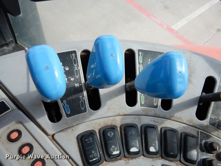 image for item DK0319 Kubota M7-151  MFWD tractor