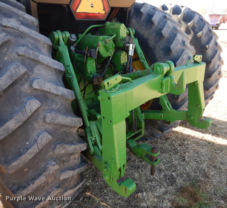 image for item DK4380 1990 John Deere 4955  MFWD tractor