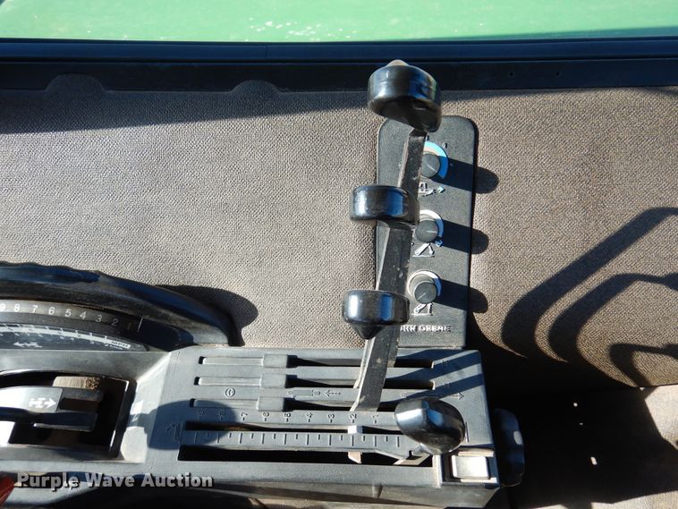 image for item DK4380 1990 John Deere 4955  MFWD tractor