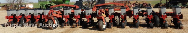 image for item DK4384 Case IH 1200  no-till planter