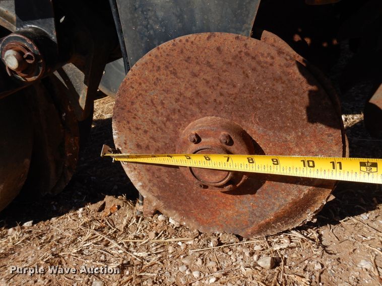 image for item DK4384 Case IH 1200  no-till planter