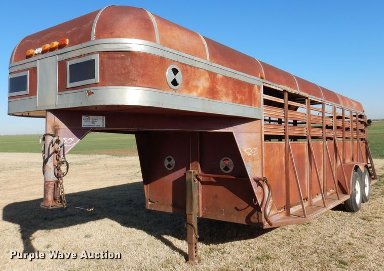 image for item DK4385 Rawhide  livestock trailer