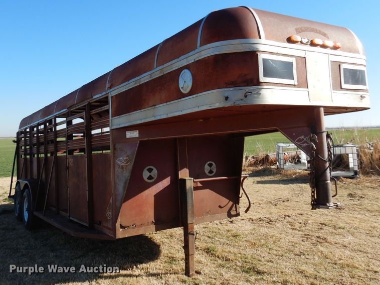 image for item DK4385 Rawhide  livestock trailer