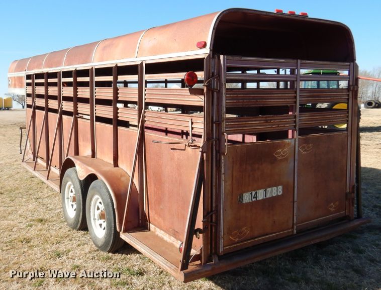 image for item DK4385 Rawhide  livestock trailer