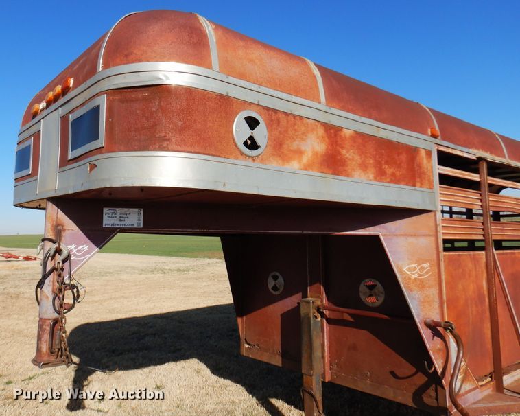 image for item DK4385 Rawhide  livestock trailer