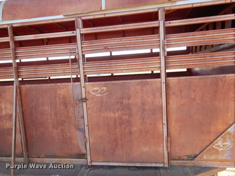 image for item DK4385 Rawhide  livestock trailer