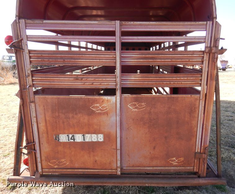 image for item DK4385 Rawhide  livestock trailer