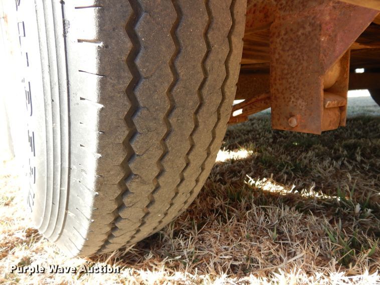 image for item DK4385 Rawhide  livestock trailer