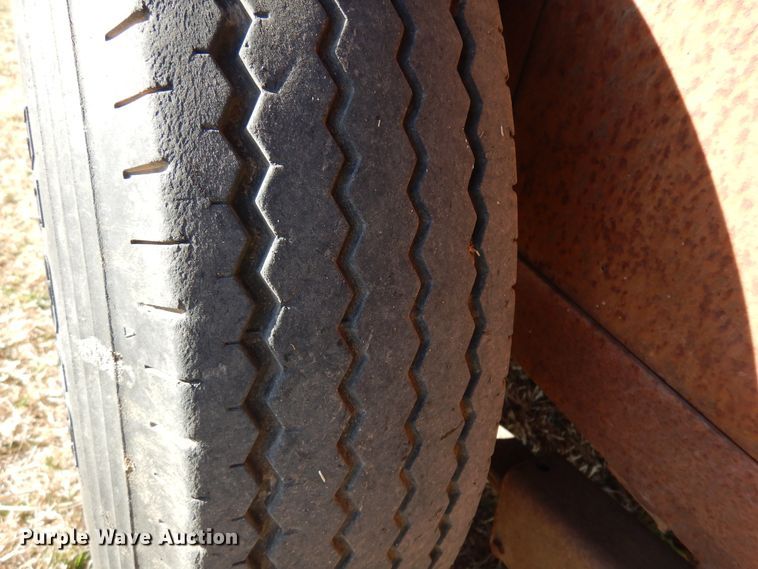 image for item DK4385 Rawhide  livestock trailer