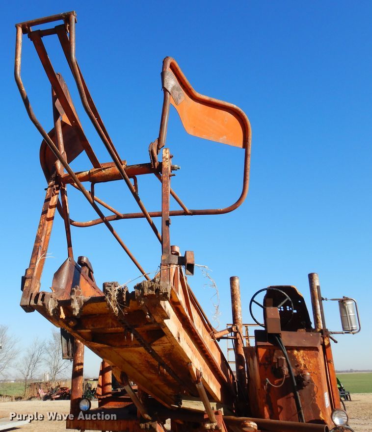 image for item DK4386 Hay monster