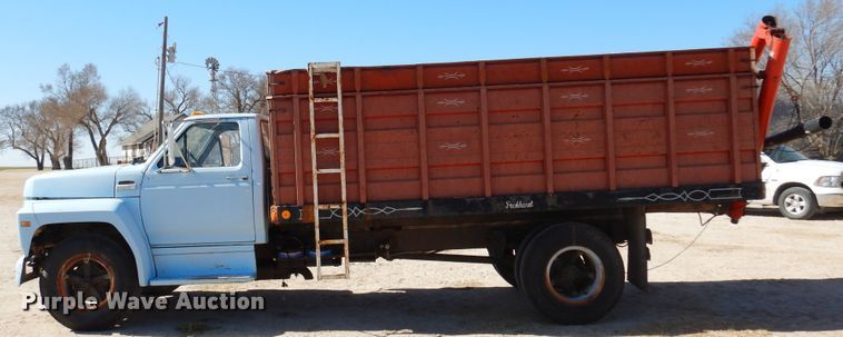 image for item DK4388 1990 Ford F600  grain truck