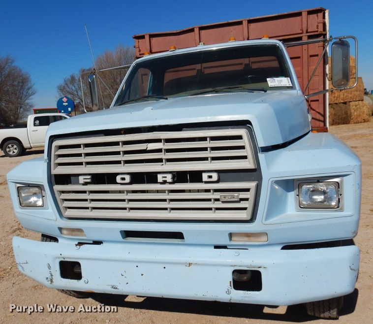 image for item DK4388 1990 Ford F600  grain truck