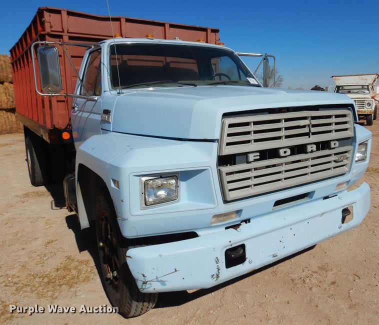 image for item DK4388 1990 Ford F600  grain truck